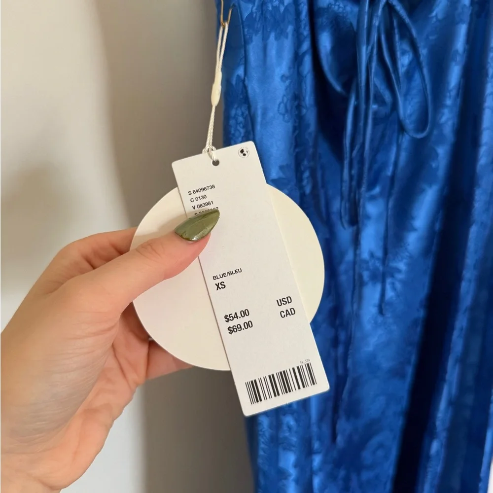 Urban Outfitters Embroidered Dress - Picture 8 of 8